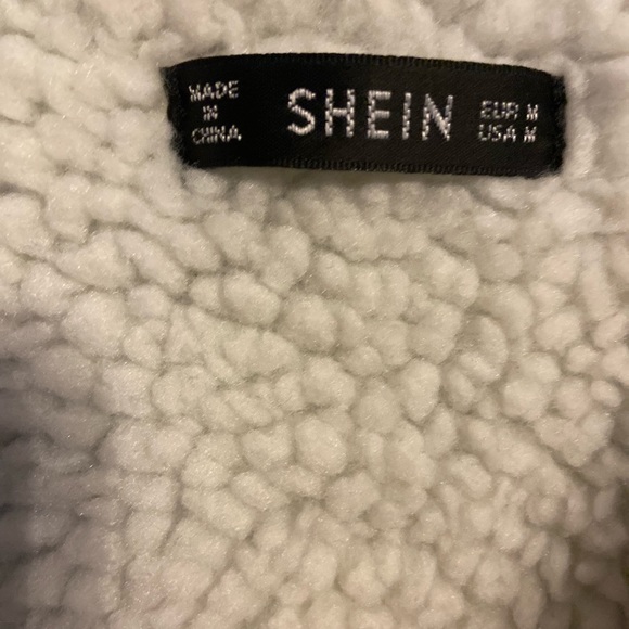SHEIN black demon jacket with a FUZZY inside! - Picture 3 of 3